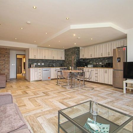 Apartamento Lavish 2 Bed Sleeps 5 Near Lanark Carstairs Exterior foto